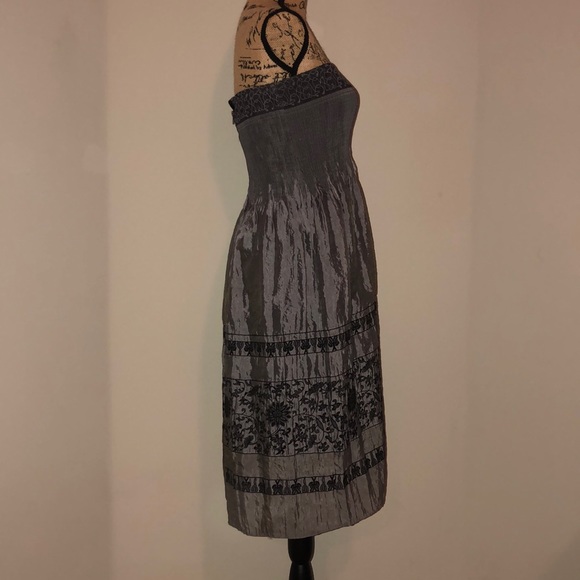 Cute strapless summer dress - Picture 3 of 8